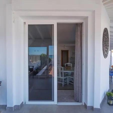 Beachfront Remos With Lobos Island View, Private Pool, Wifi & Bbq By Amazzzing Travel Villa Corralejo