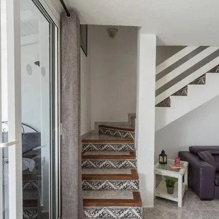 Beachfront Remos With Lobos Island View, Private Pool, Wifi & Bbq By Amazzzing Travel Villa *